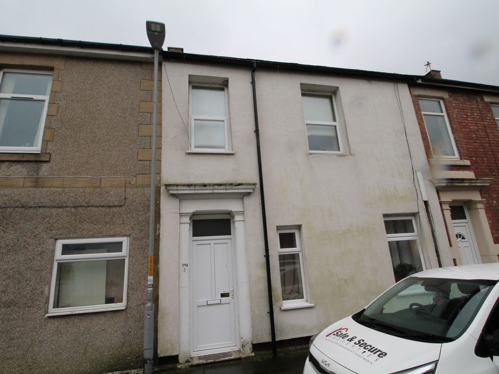 4 bed flat for sale in Goschen Street, Blyth, Northumberland NE24, £