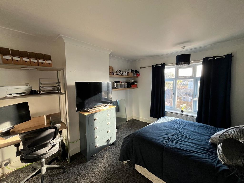 3 bed property to rent in Moseley Avenue, Coundon, Coventry, West