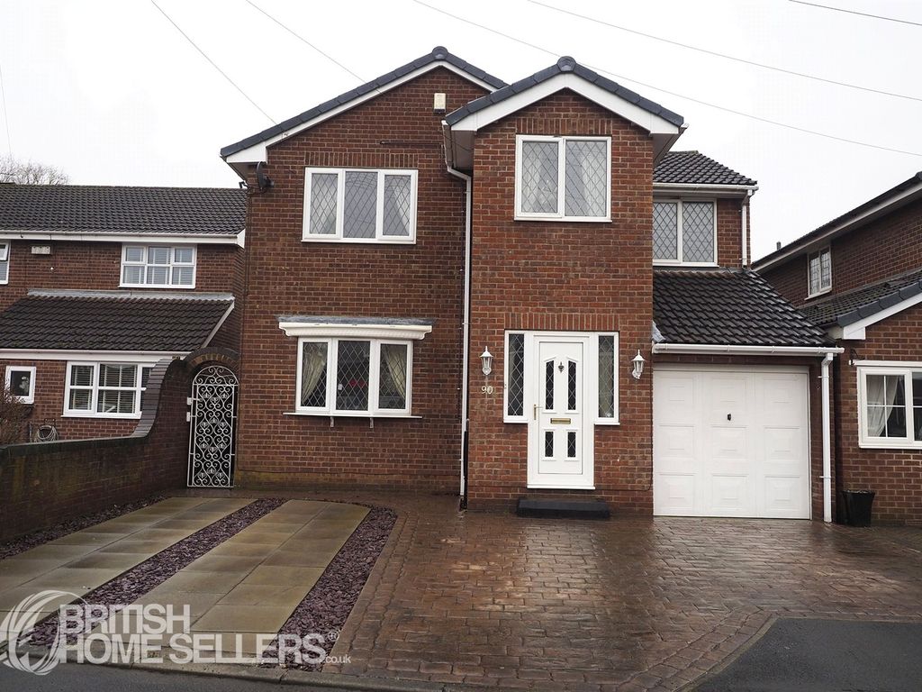 4 bed detached house for sale in Lyndale Avenue, Edenthorpe, Doncaster