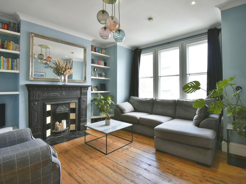 Yukon Road Clapham South / Balham SW12  