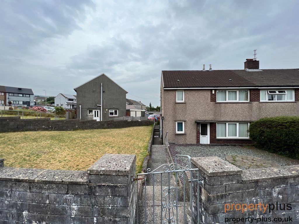 3 bed semidetached house for sale in St Johns Road Tonyrefail