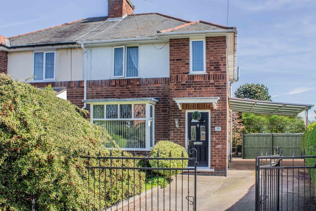 3 bed semidetached house for sale in Blandford Avenue, Long Eaton