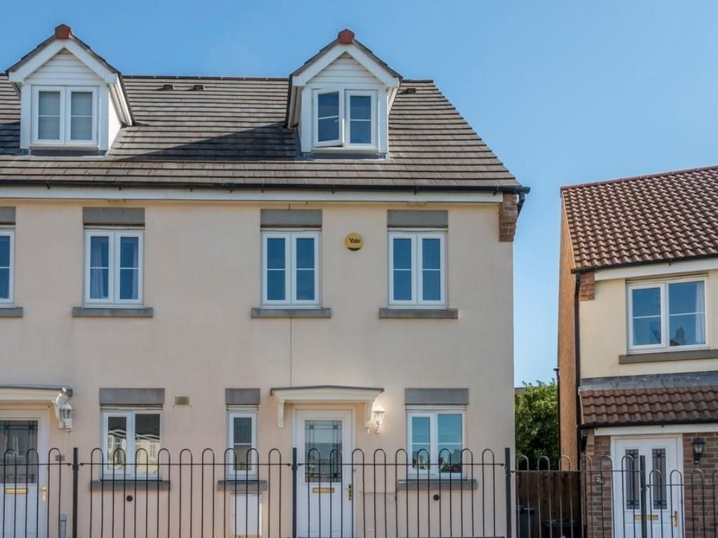 3 bed end terrace house for sale in Faller Fields, Lydney GL15, £