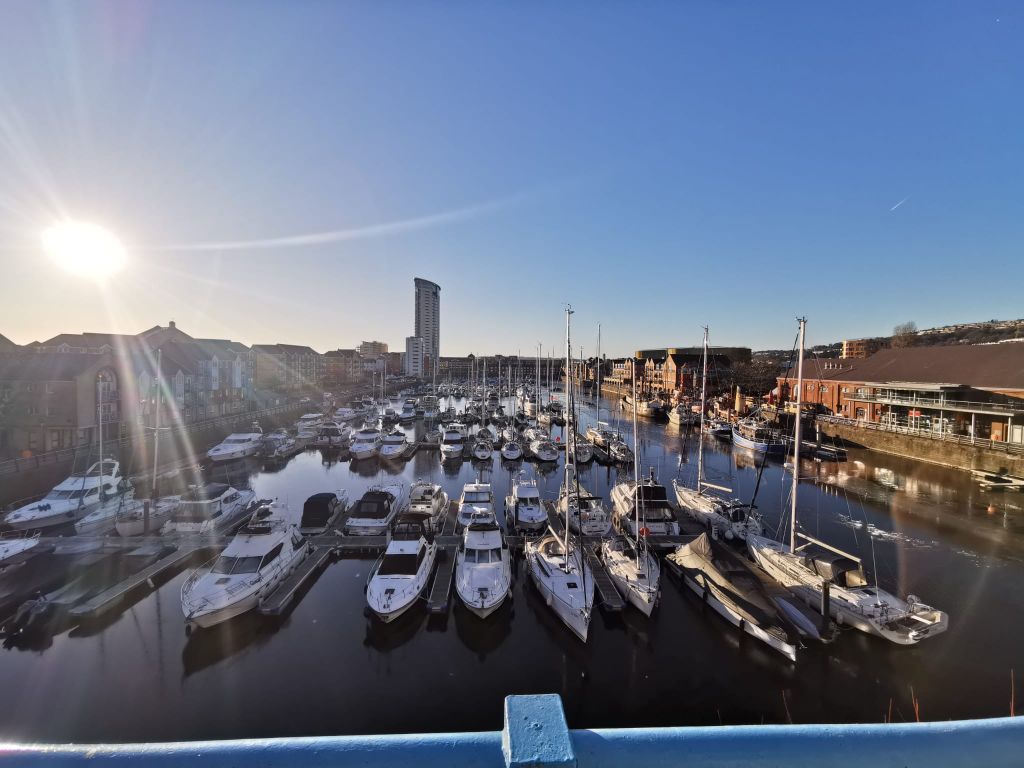 1 bed flat to rent in Quay, Swansea SA1, £1,000 pcm Zoopla