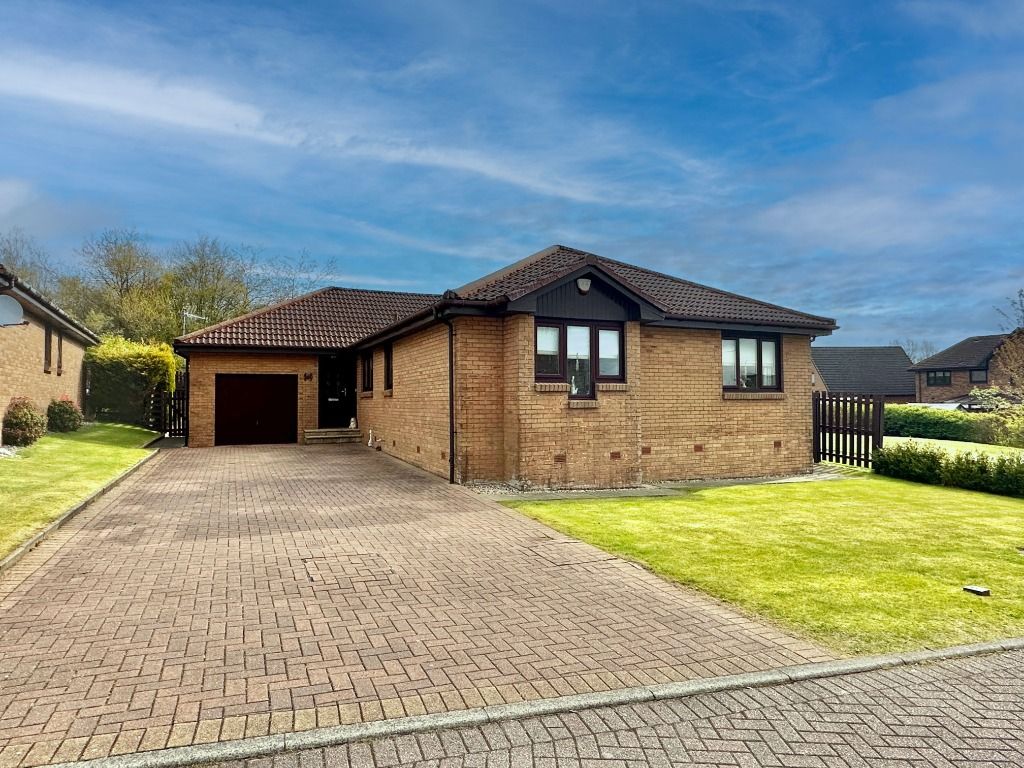 3 bed detached bungalow for sale in Mccallum Grove, Stewartfield, East