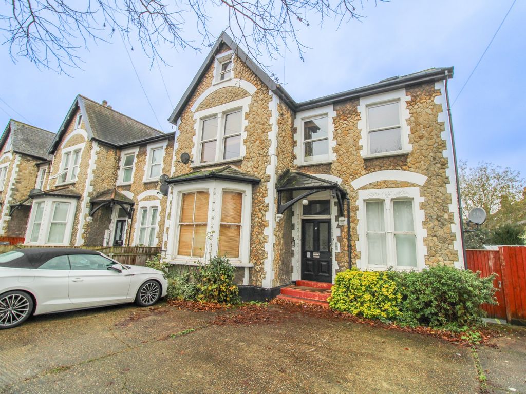 1 bed flat for sale in Outram Road, Croydon CR0, £230,000