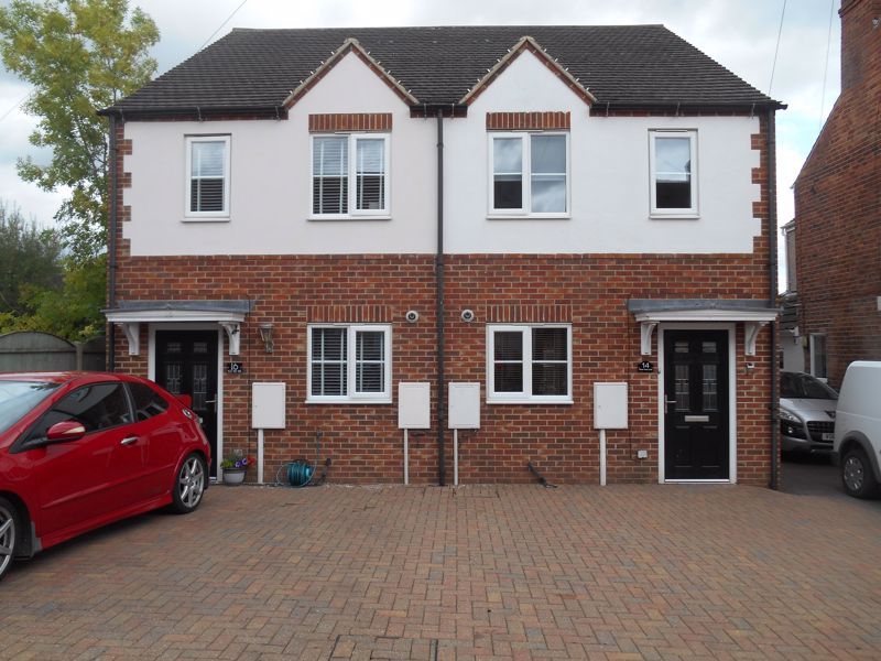 2 bed semidetached house to rent in Rose Tree Lane, Newhall
