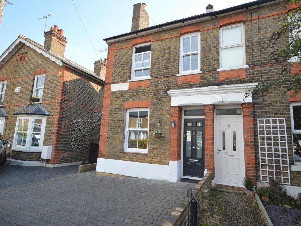 2 bed property for sale in Mildmay Road, Chelmsford CM2 Zoopla