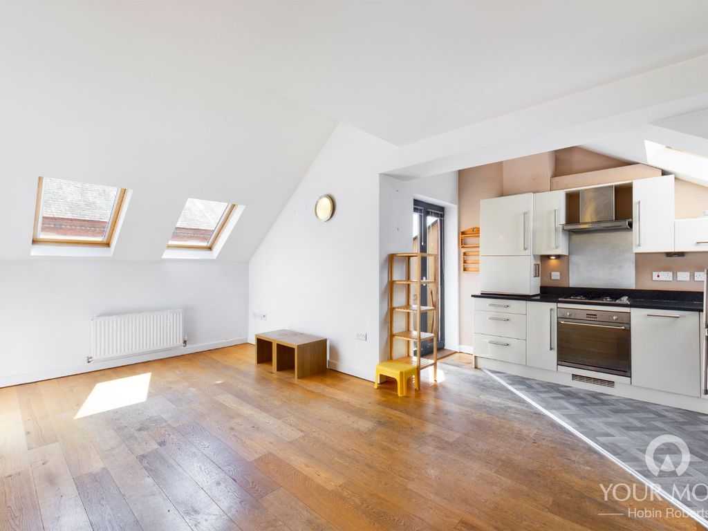 The Plaza Grove Road, The Mounts, Northampton NN1  