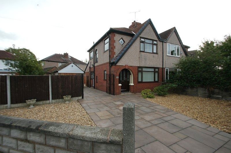 3 bed semi-detached house for sale in beech grove, whitby, ellesmere port, cheshire. ch66
