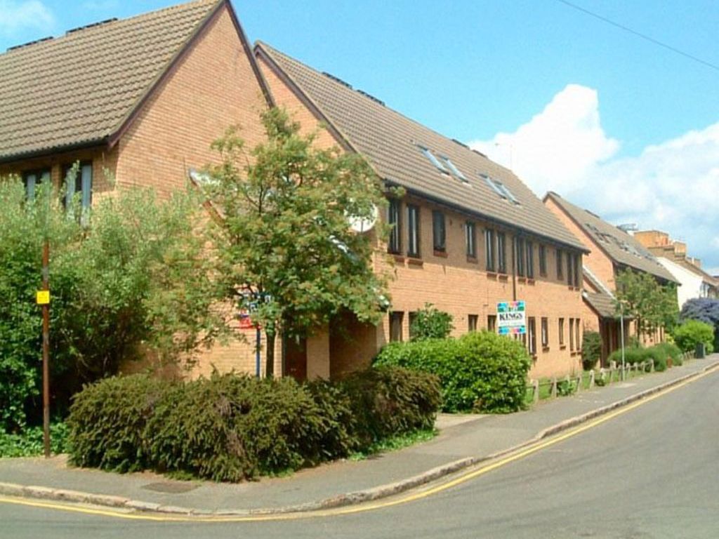 1 bed to rent in Osborne Street, Slough SL1, £1,000 pcm Zoopla