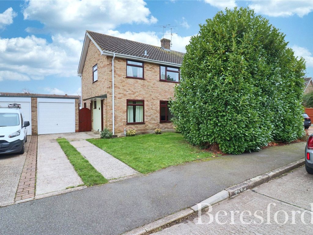 3 bed semidetached house for sale in Little Stile, Writtle CM1, £