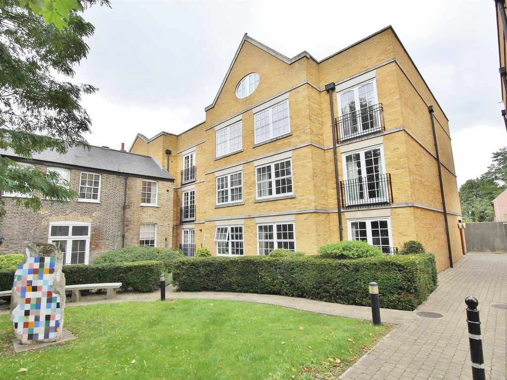 1 bed flat to rent in Holme Court, Twickenham Road, Isleworth TW7 Zoopla