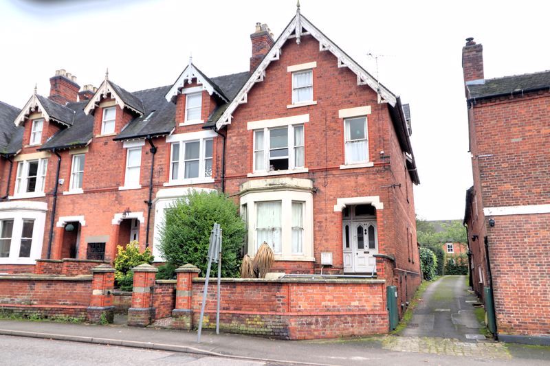 6 bed terraced house for sale in Stafford Street, Market Drayton
