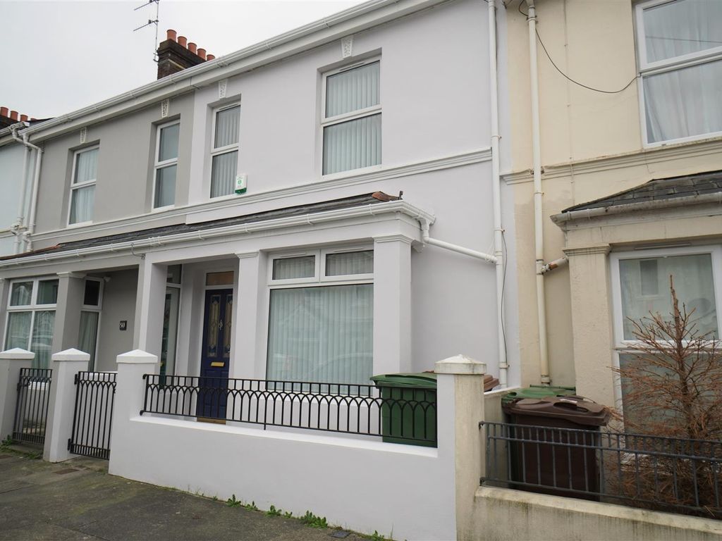 2 bed property to rent in Tresillian Street, Cattedown, Plymouth PL4, £