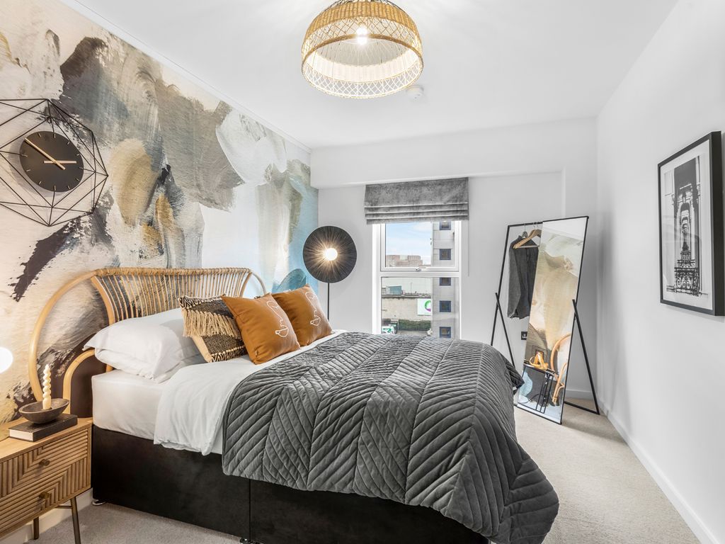 New home, 3 bed flat for sale in Silvertown Way, London E16 Zoopla