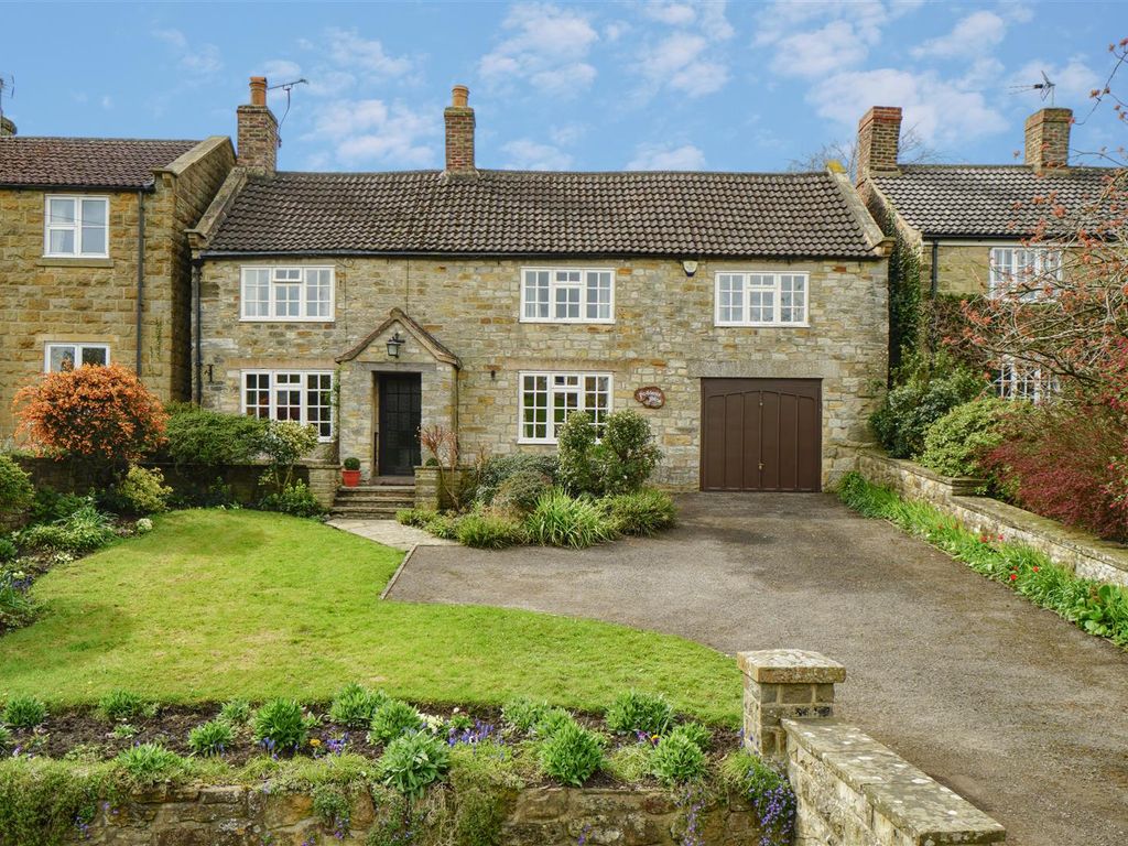 4 bed detached house for sale in Kilburn, York YO61, £600,000 Zoopla