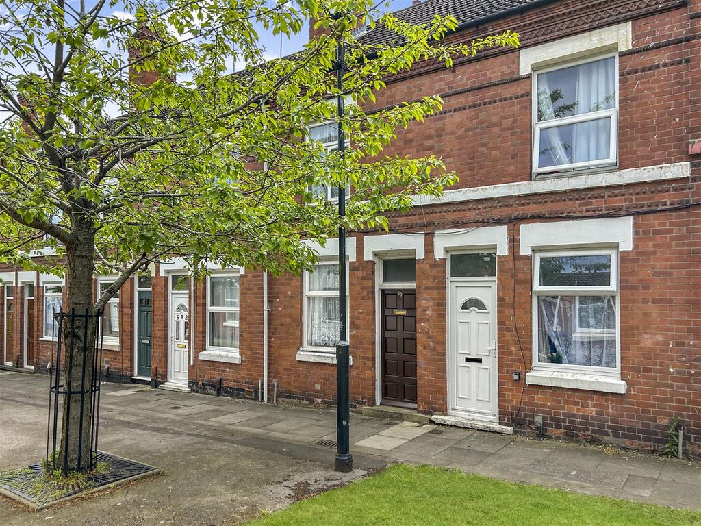 2 bed terraced house for sale in Colchester Street, Hillfields