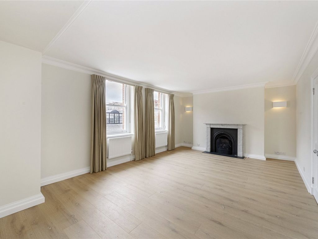 2 bed flat to rent in Cadogan Gardens, Sloane Square SW3, £5,850 pcm