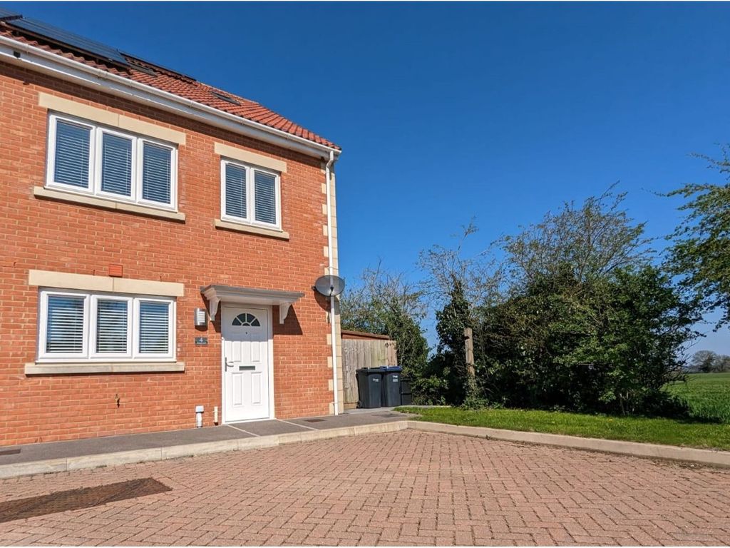 3 bed semidetached house for sale in Hercules View, Chippenham SN15