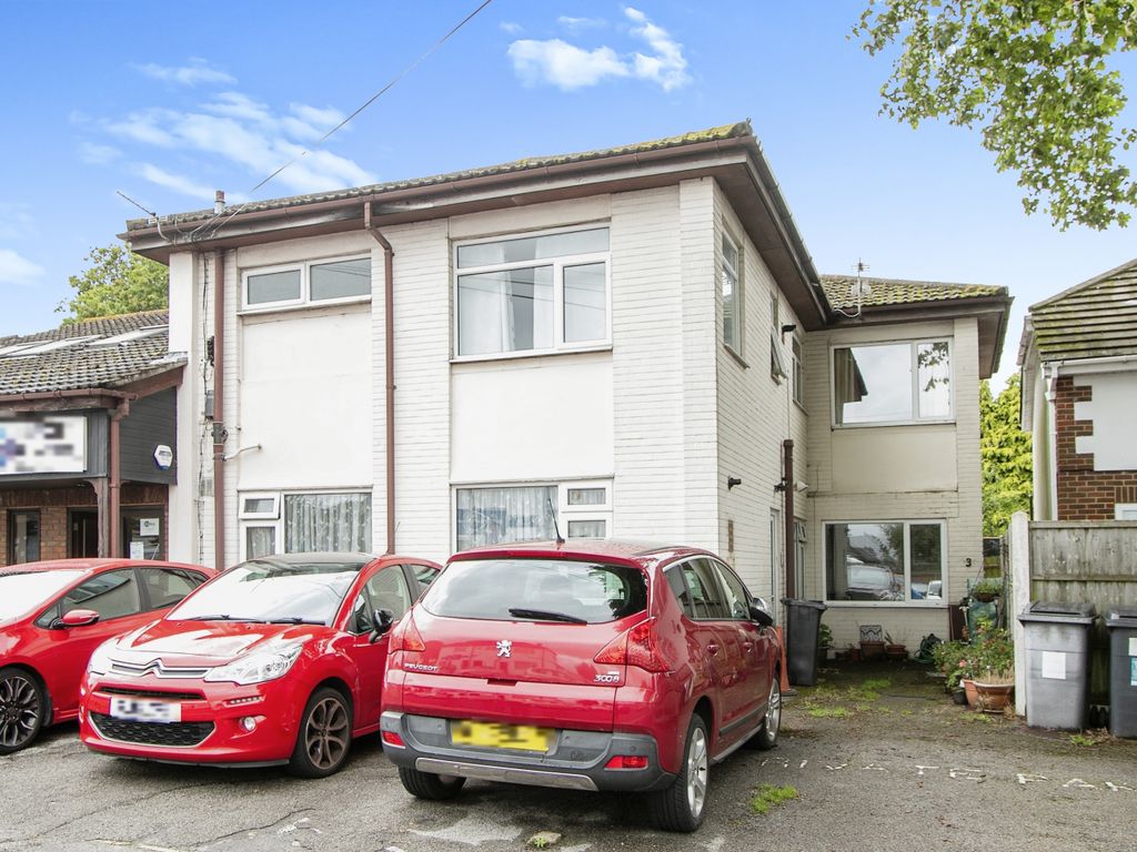 2 bed for sale in Castle Lane West, Moordown, Bournemouth