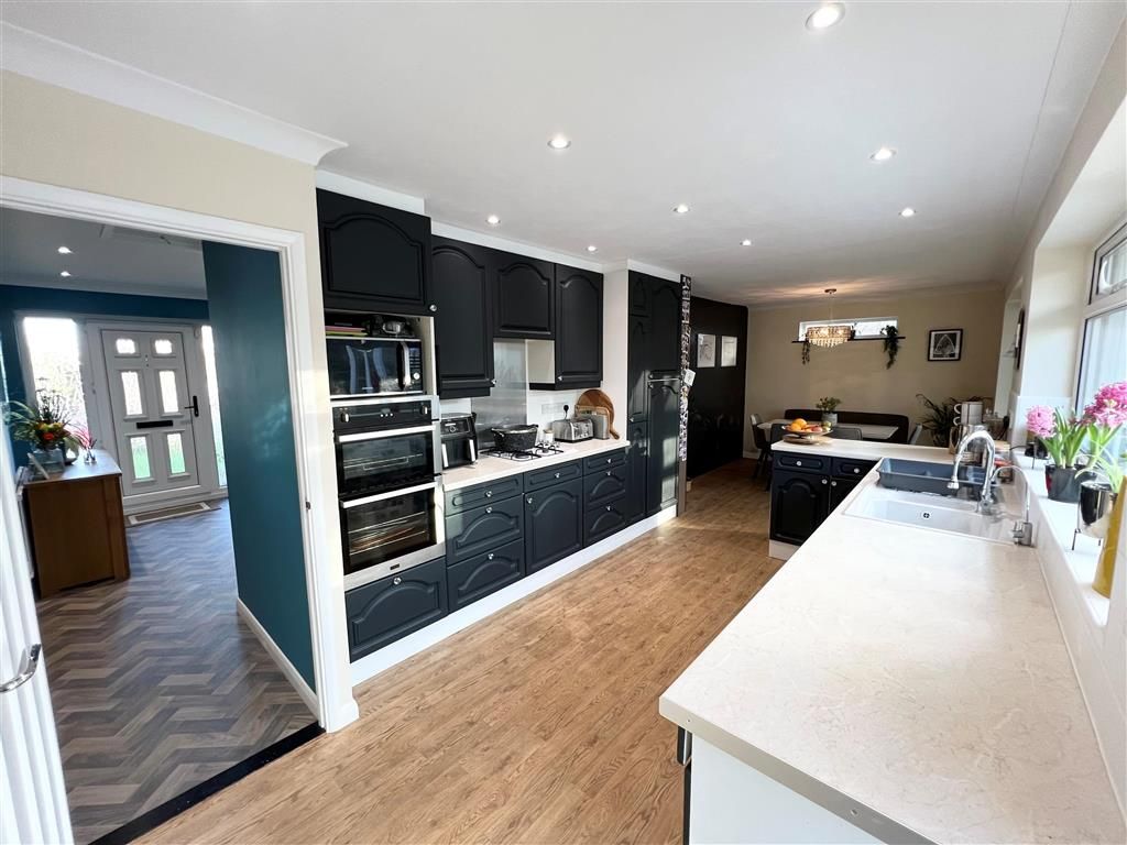 4 bed detached house for sale in Lambourn Way, Lords Wood, Chatham