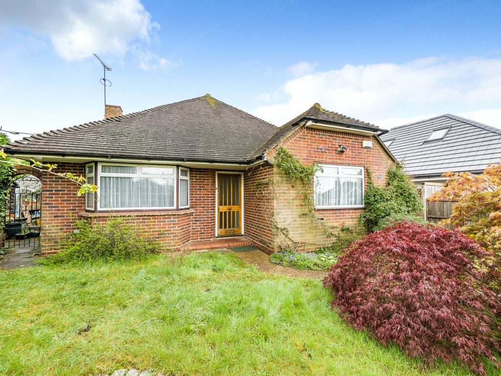 3 bed bungalow for sale in Burpham, Guildford, Surrey GU1 Zoopla