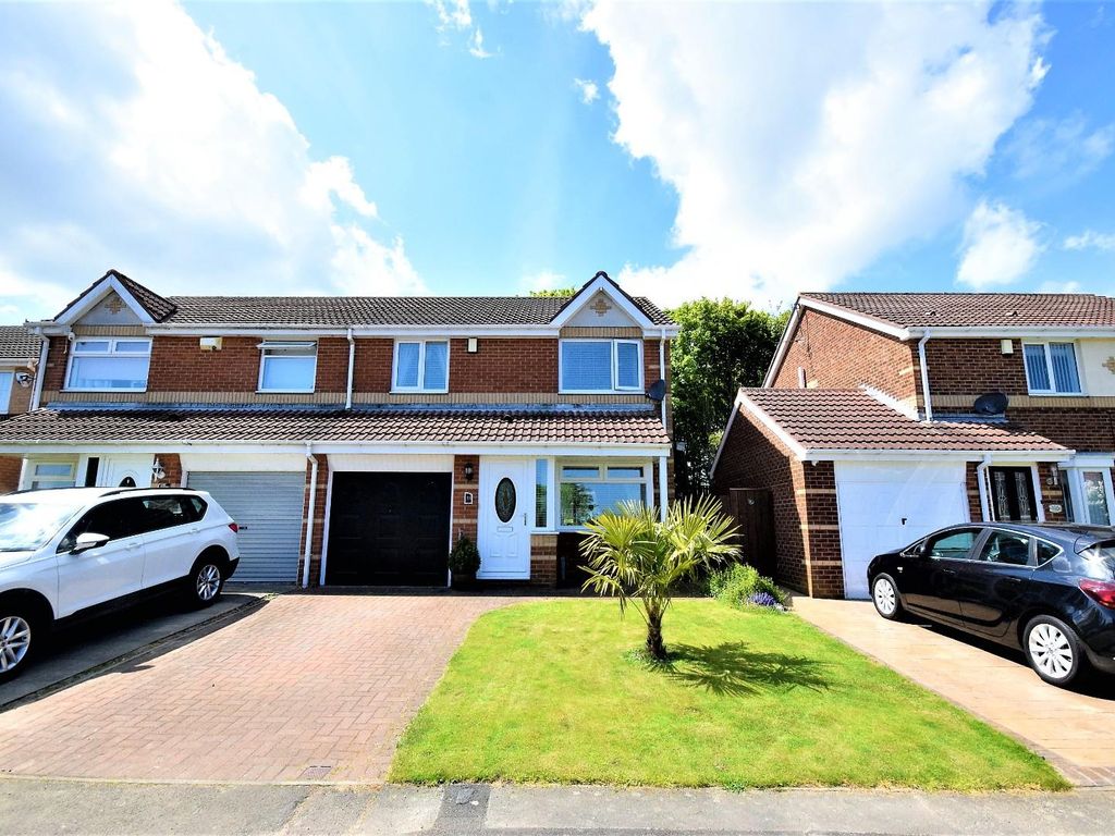 3 bed semidetached house for sale in Lakemore, Peterlee, County Durham