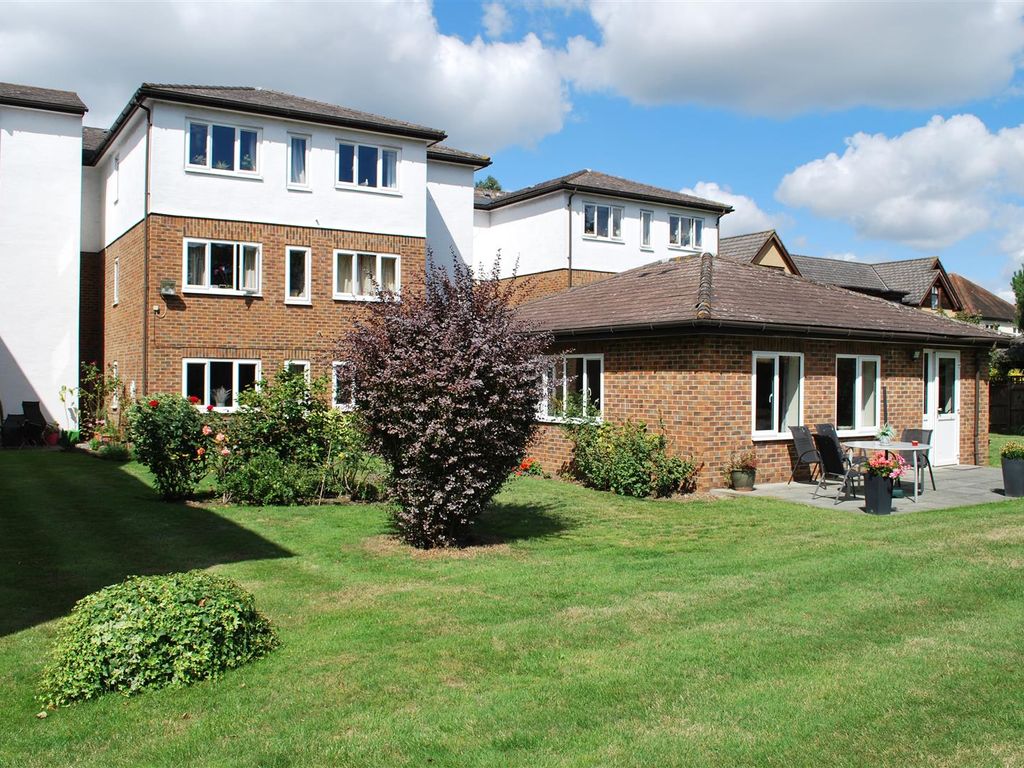 1 bed flat for sale in Rectory Road, Beckenham BR3, £79,000 Zoopla