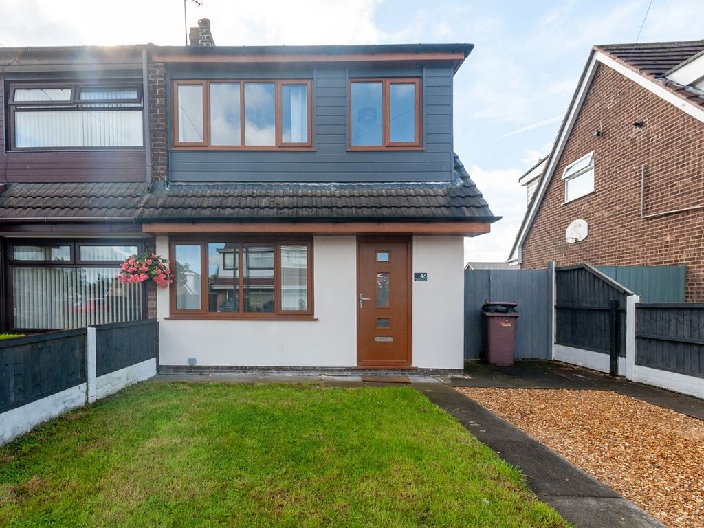 3 bed semidetached house for sale in Bideford Avenue, Sutton Leach, St