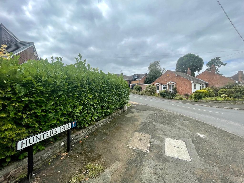 2 bed bungalow for sale in Hunters Hill, Weaverham, Northwich, Cheshire