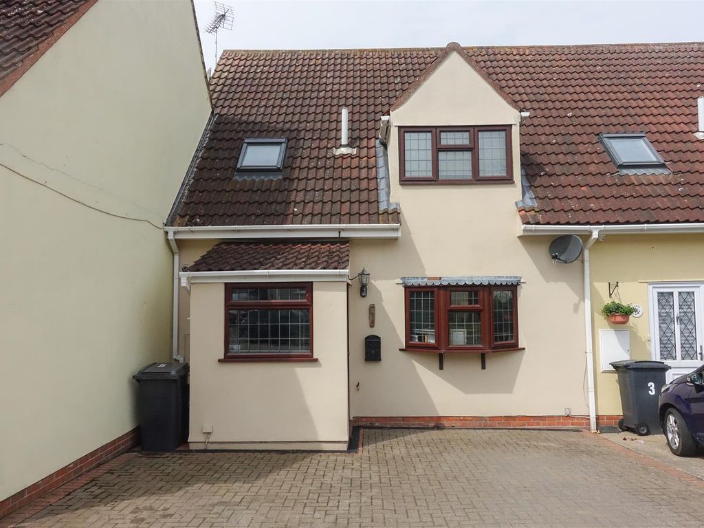 4 Bed Terraced House For Sale In Churchill Rise, Springfield ...