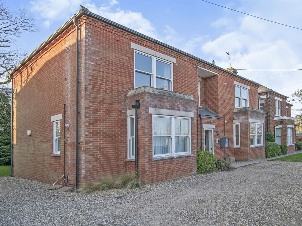 2 bed flat for sale in Station Road, North Walsham NR28 Zoopla