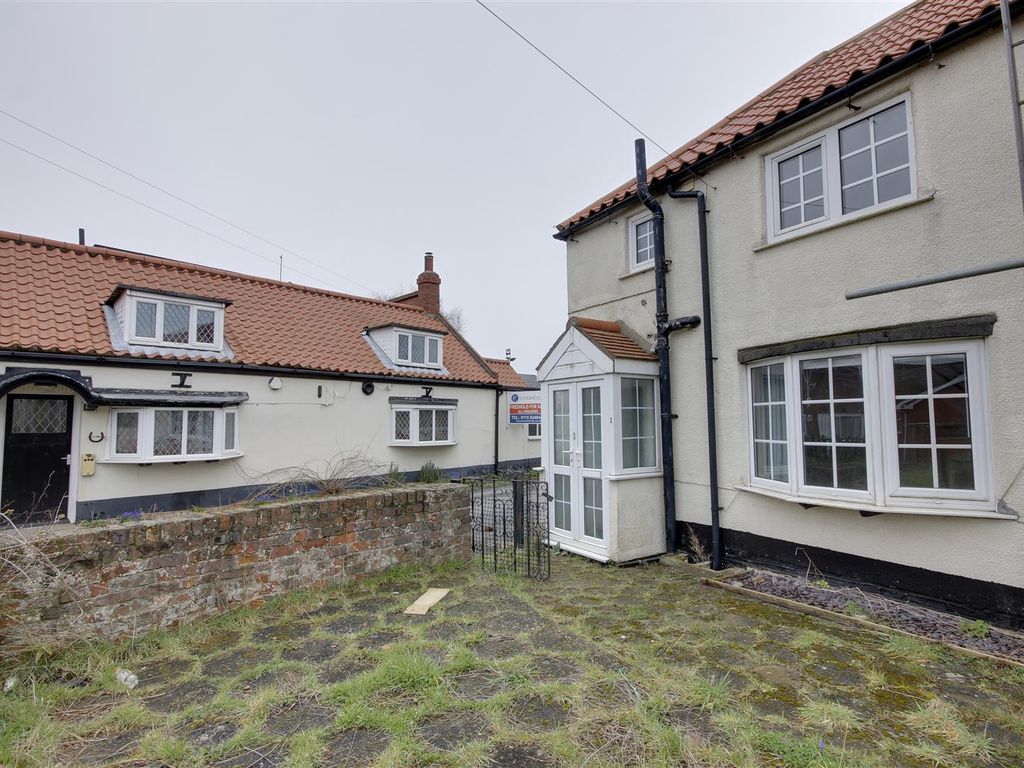 2 bed cottage for sale in Pitt Lane, Ryehill, Hull HU12, £112,500 Zoopla