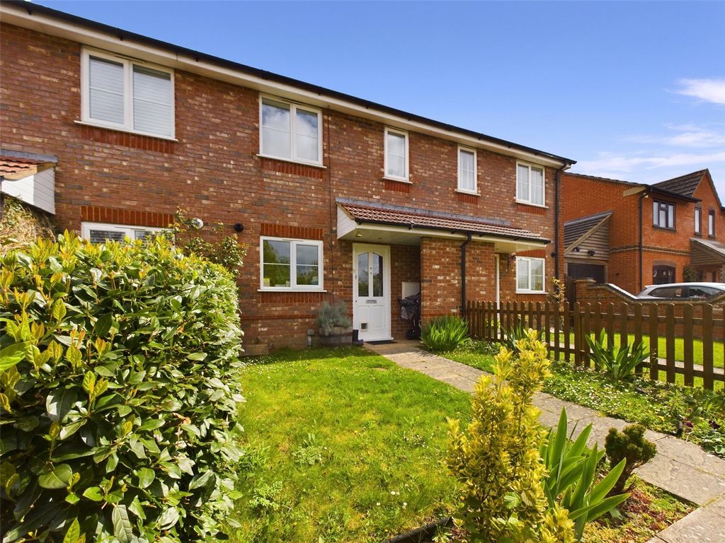 2 bed terraced house for sale in Timber Way, Chinnor, Oxfordshire OX39