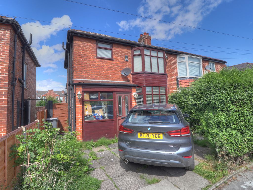 3 bed semidetached house for sale in Browning Avenue, Droylsden, Manchester M43 Zoopla