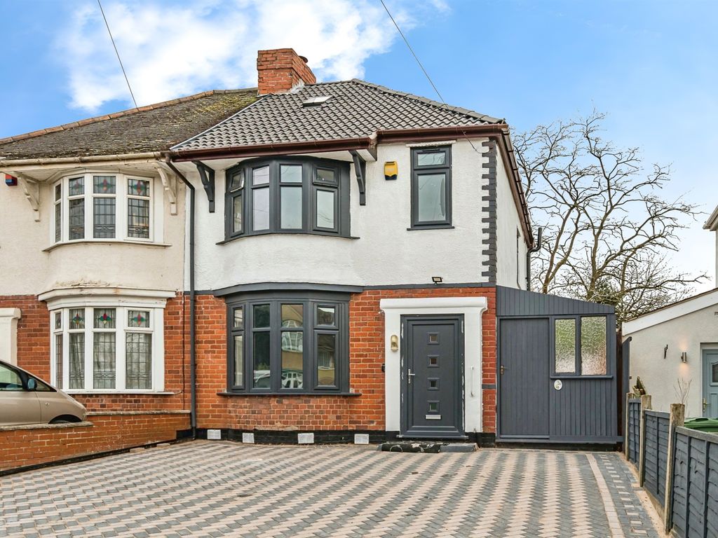 3 bed semidetached house for sale in Shepherds Brook Road, Lye