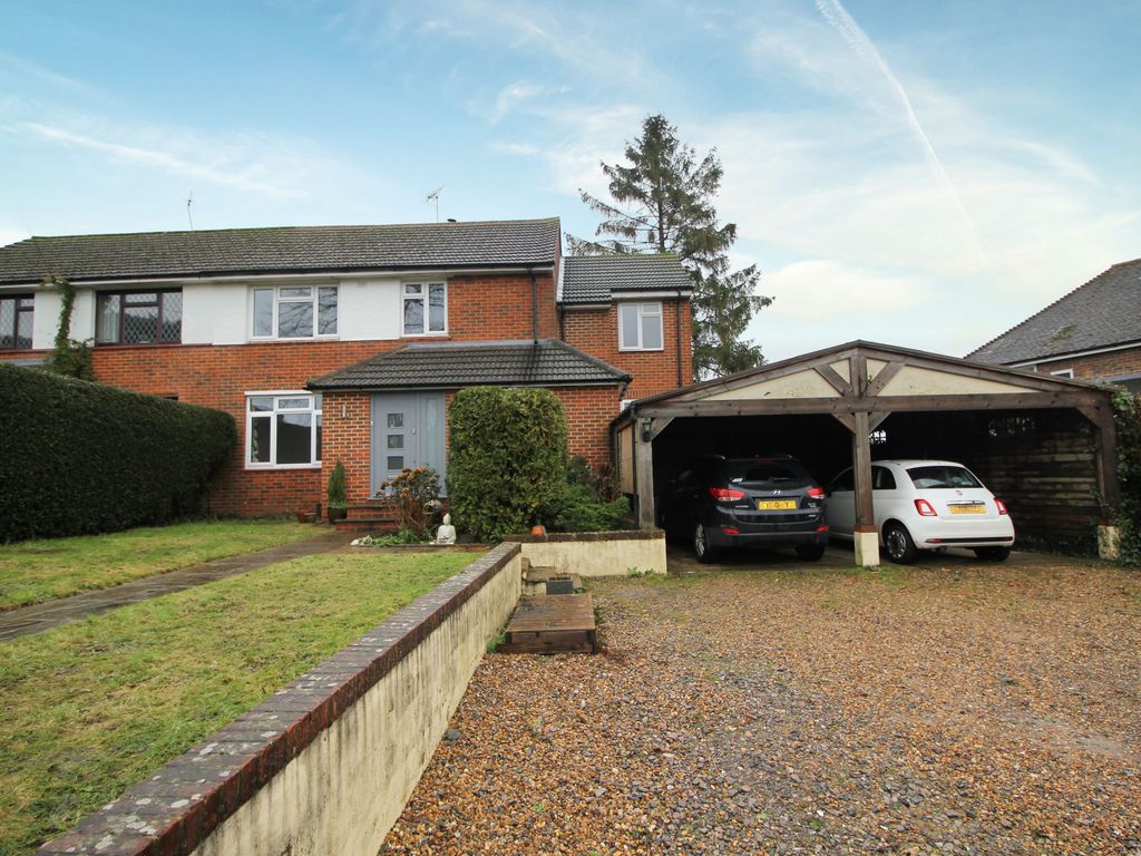 4 bed property to rent in Church Road, Reigate RH2 Zoopla