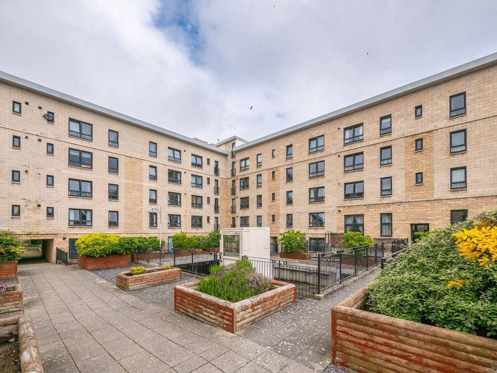 2 bed flat for sale in 25/6 Waterfront Gait, Granton, Edinburgh EH5, £175,000 Zoopla