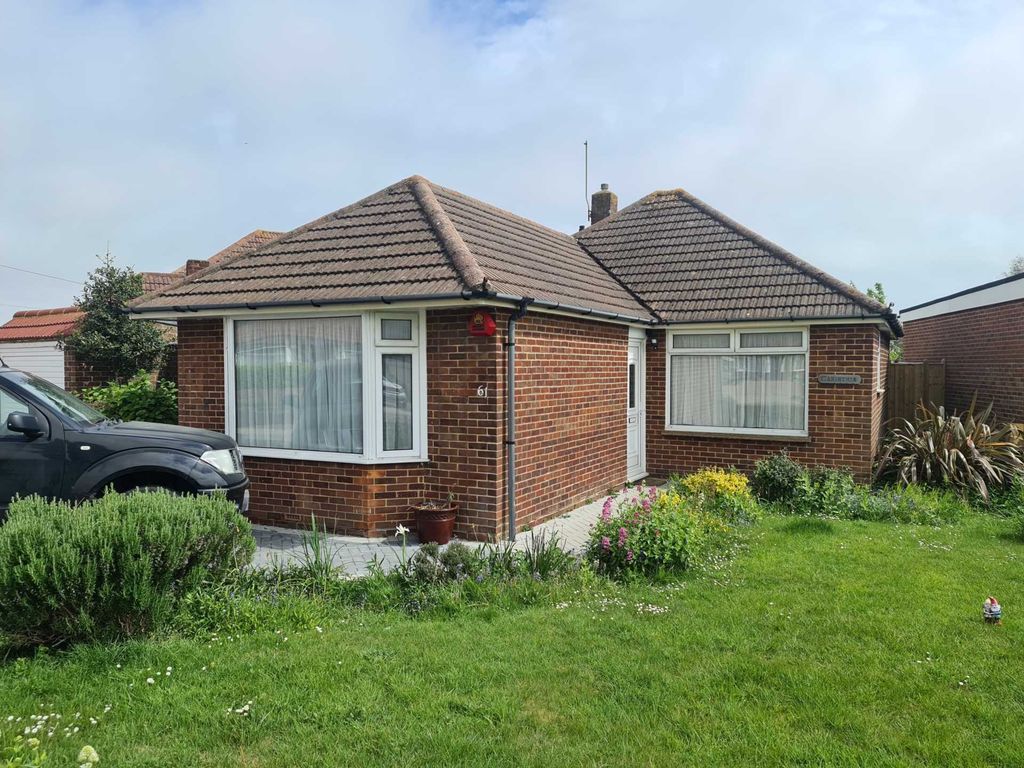 3 bed detached bungalow for sale in Barfield Park, Lancing BN15 Zoopla