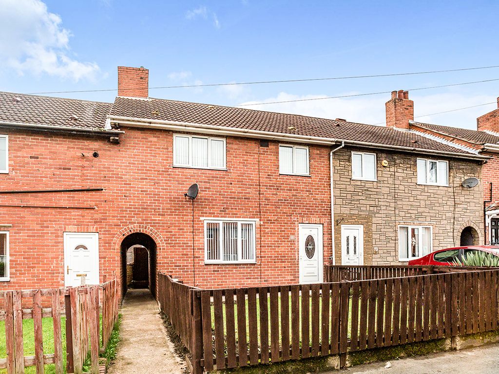 4 bed terraced house for sale in School Street, Upton, Pontefract, West