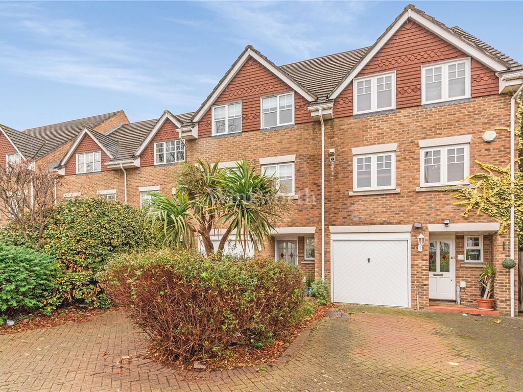 3 bed terraced house for sale in Croydon Road, Beckenham BR3, £750,000