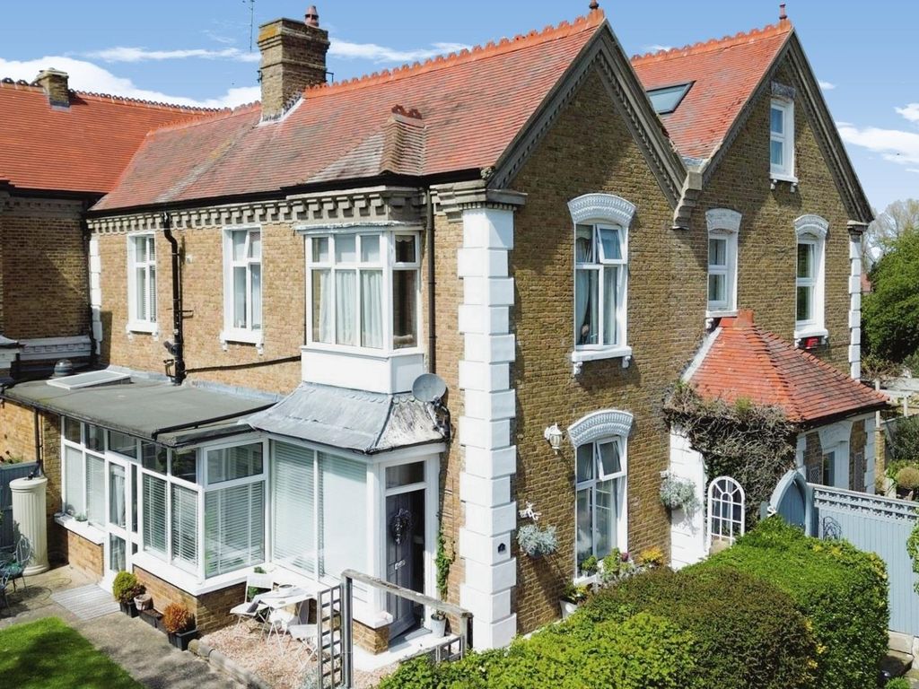 3 bed semidetached house for sale in Bullockstone Road, Herne Bay CT6