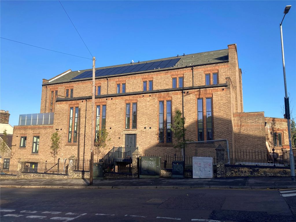 18 Chapters Avenue Road Norwich Norfolk NR2  