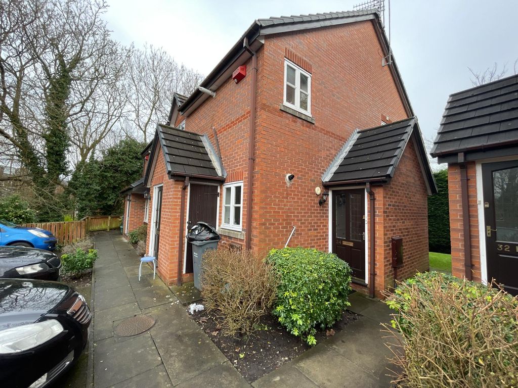 2 bed flat to rent in Anchorside Close, Chorlton M21, £1,200 pcm Zoopla