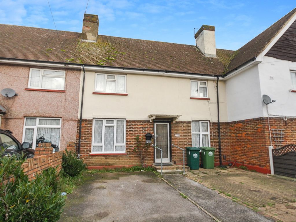 3 bed terraced house for sale in Viola Avenue, StainesUponThames TW19