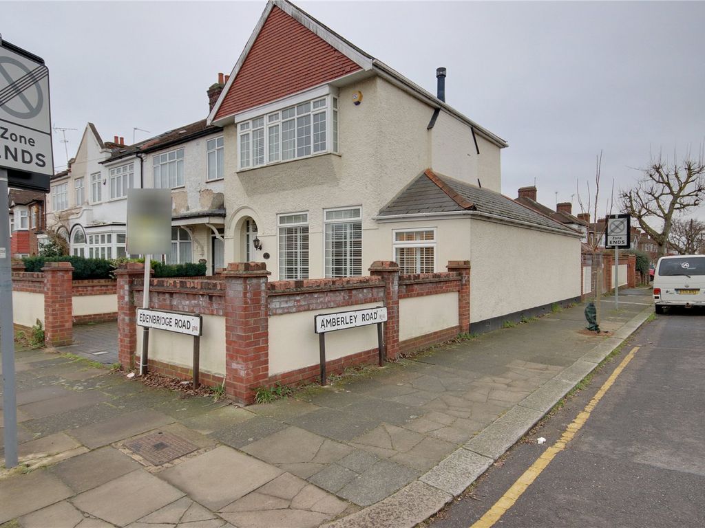 3 bed end terrace house for sale in Edenbridge Road, Enfield EN1 Zoopla