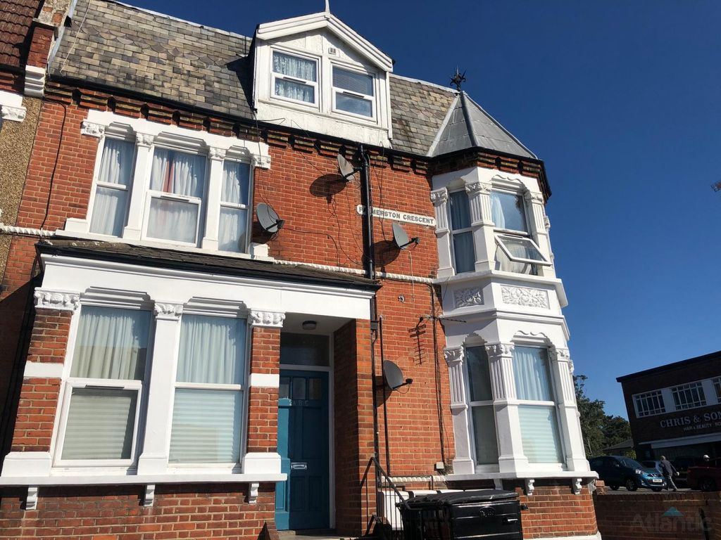 1 bed flat to rent in Palmerston Crescent, Palmers Green N13, £1,099 pcm Zoopla