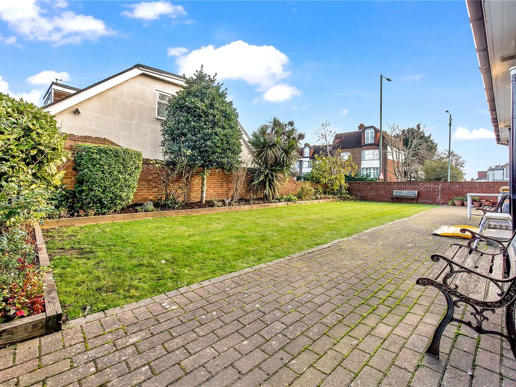 9 bed detached house for sale in Queens Way, Hendon NW4, £2,995,000