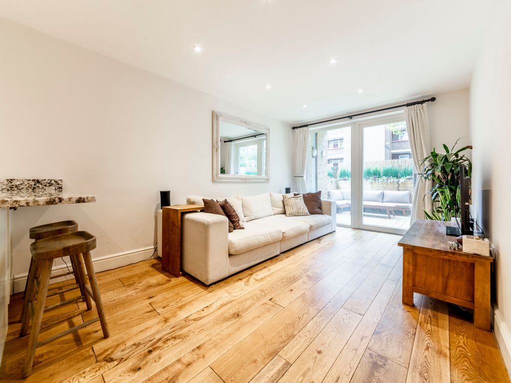 1 bed flat to rent in Viridian Apartments, 75 Battersea Park Road